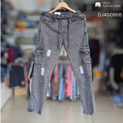 Men's Ripped Washed Denim Cargo Jogger Pant DJ4009