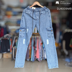 Men's Ripped Washed Denim Cargo Jogger Pant DJ4009