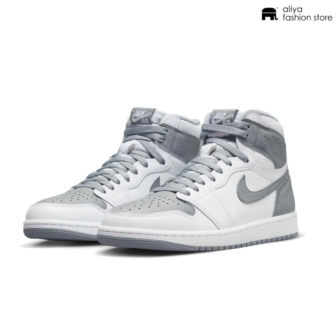Air Jordan 1 Retro High OG 'Stealth'