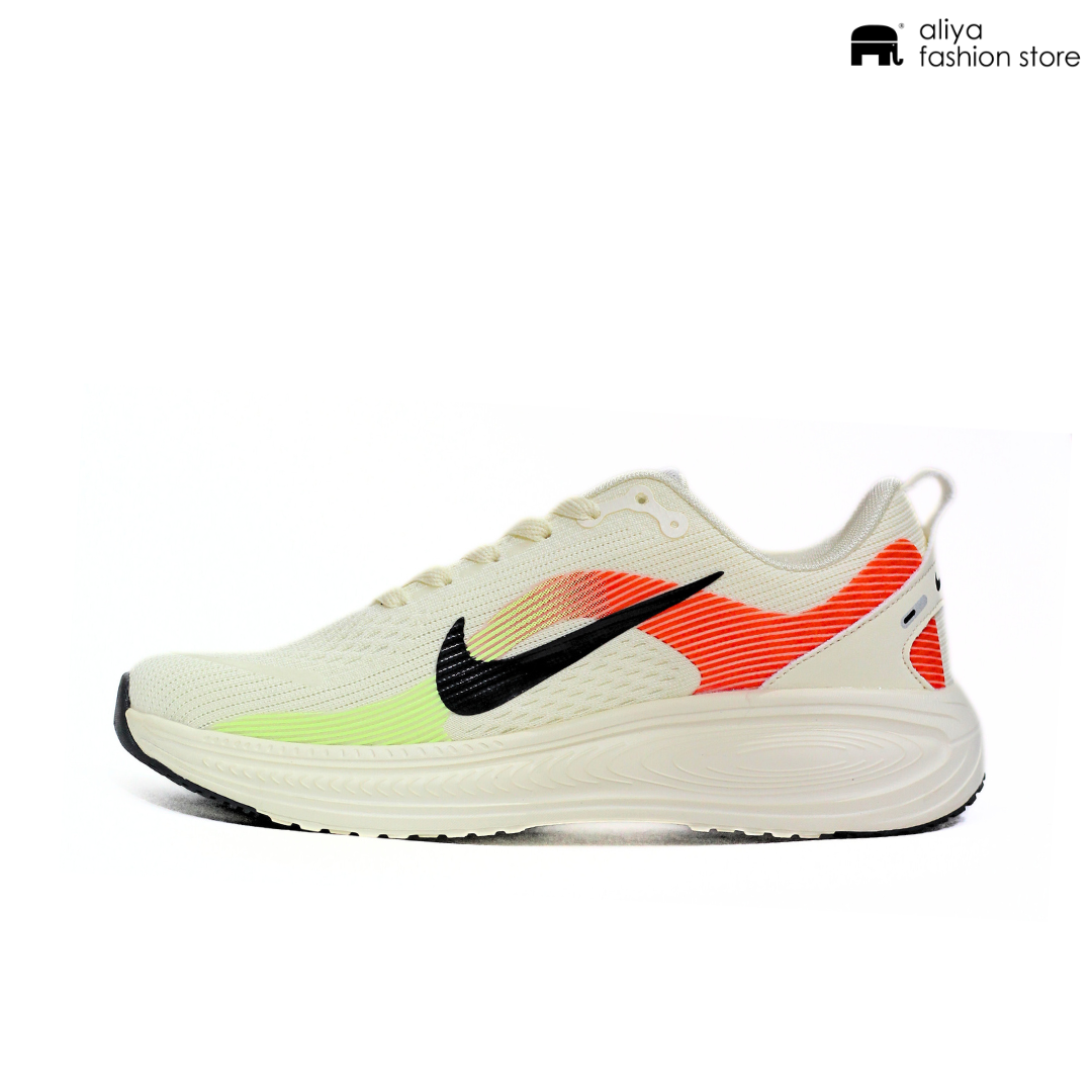 Nike ZoomX Running Shoe 8120