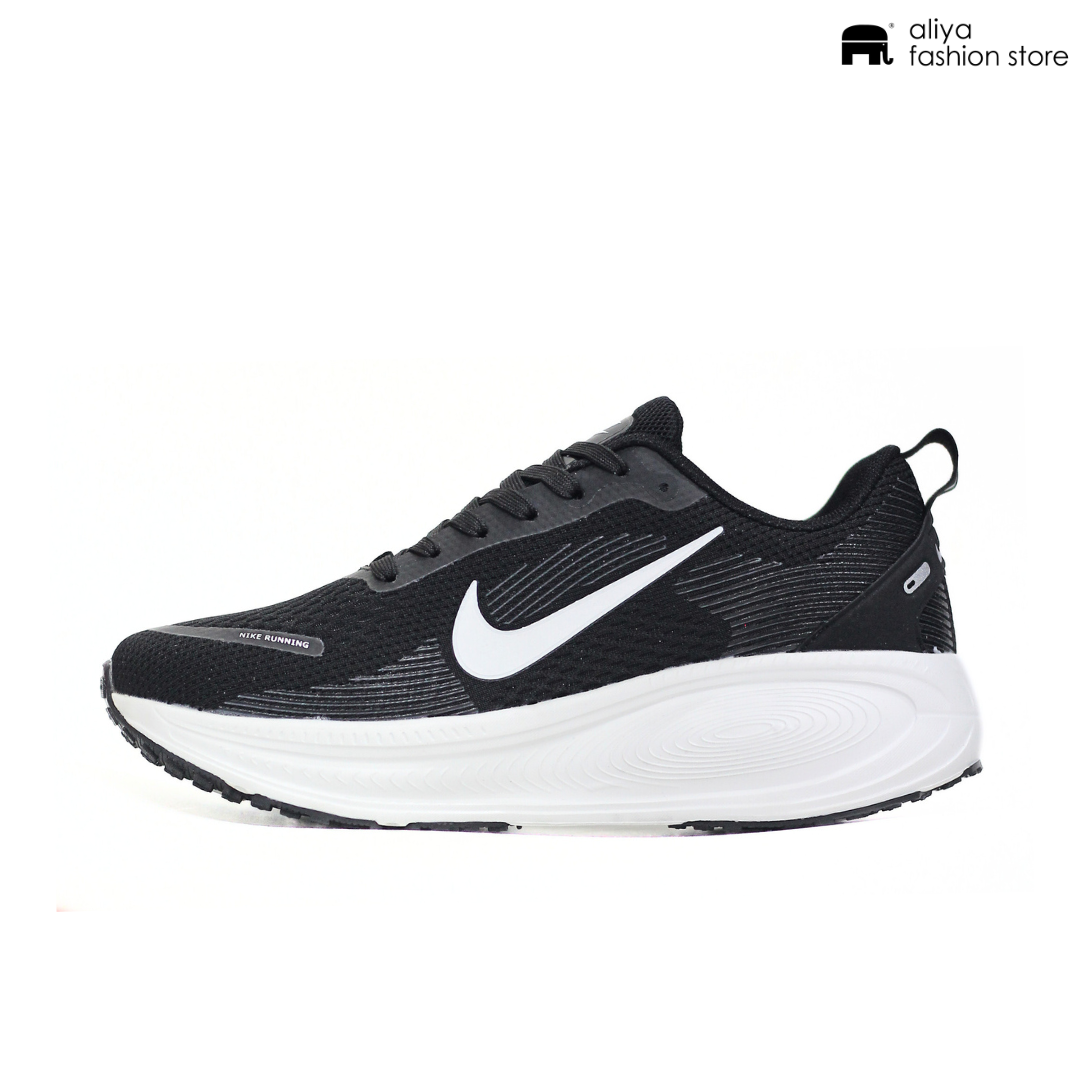 Nike ZoomX Running Shoe A-199M