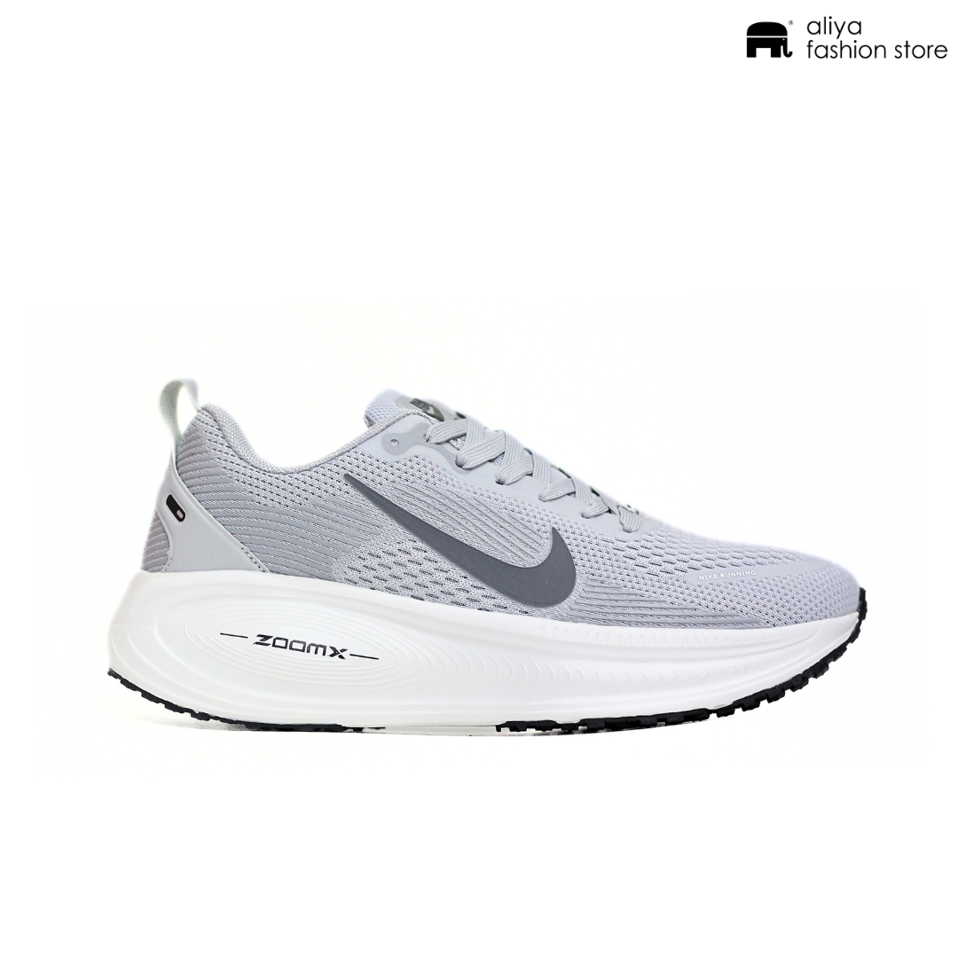 Nike ZoomX Running Shoe A-199M