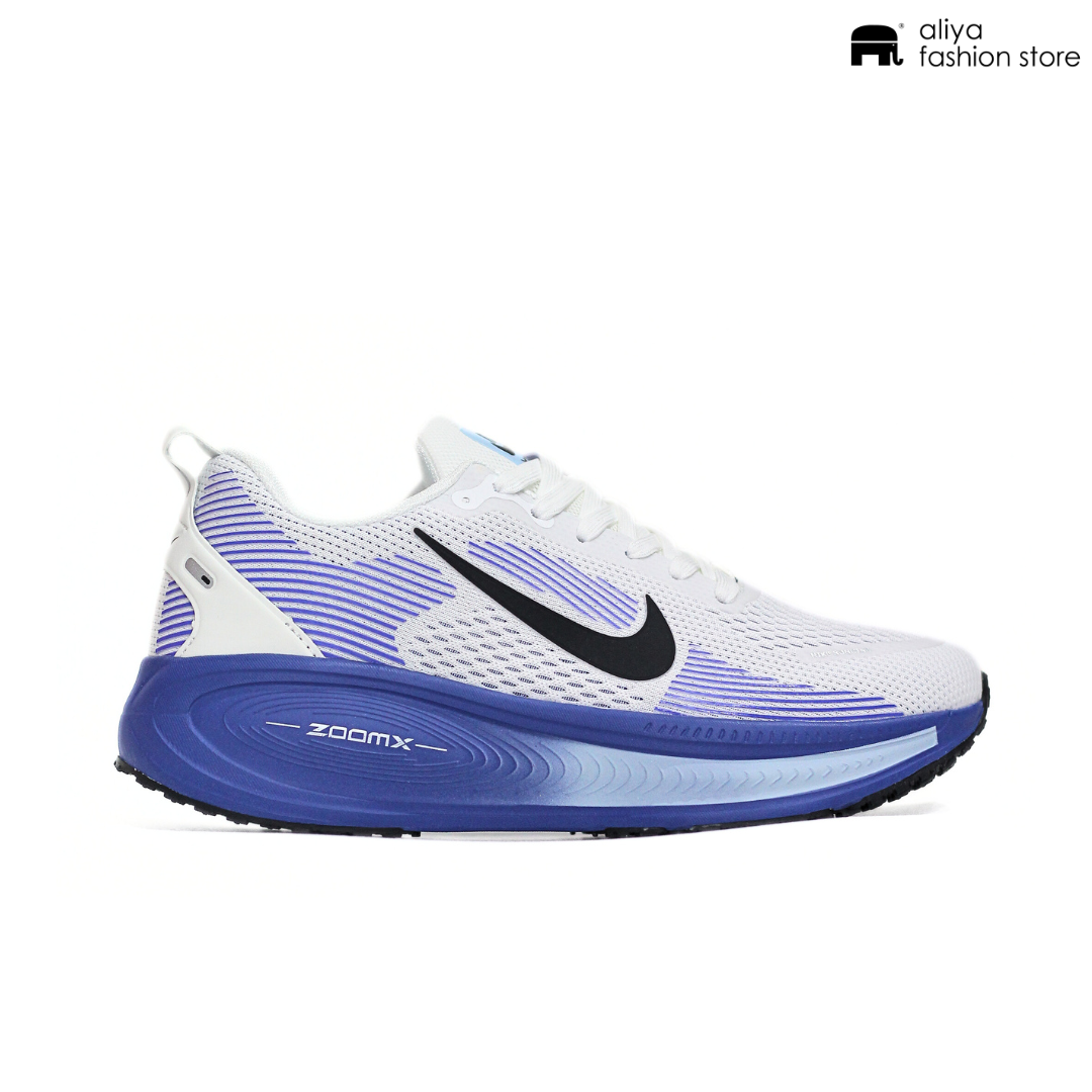 Nike ZoomX Running Shoe A-199M