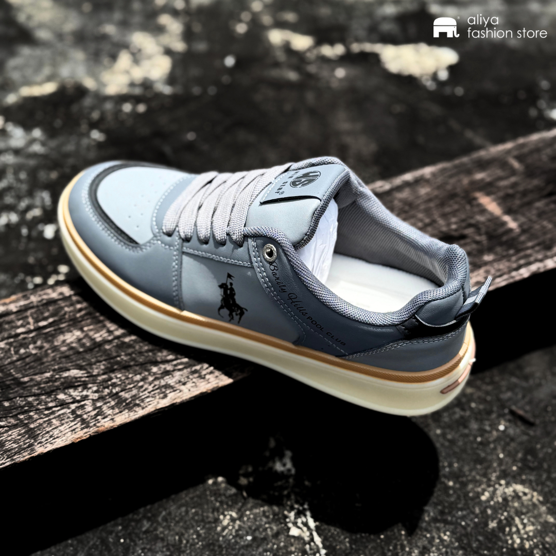 Branded Sneaker Shoe DM88142
