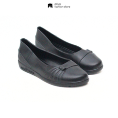 Ladies Imported Court Shoe LM013