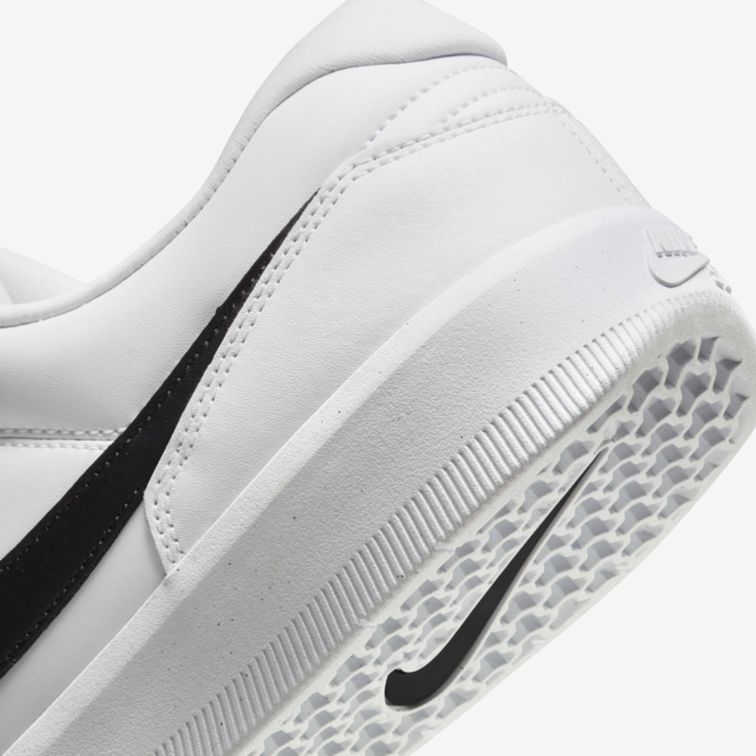 Branded Sneaker SB Force 58