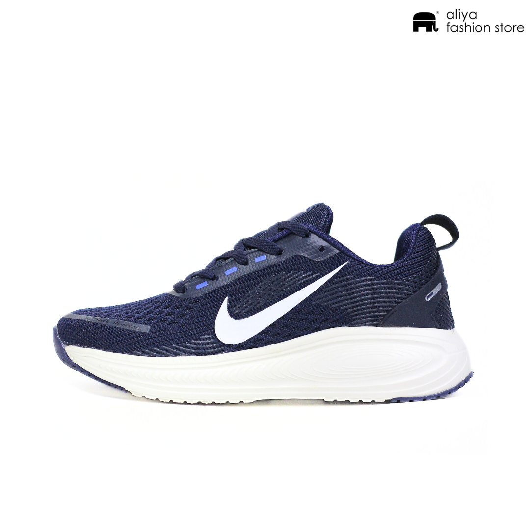 Nike ZoomX Running Shoe N880