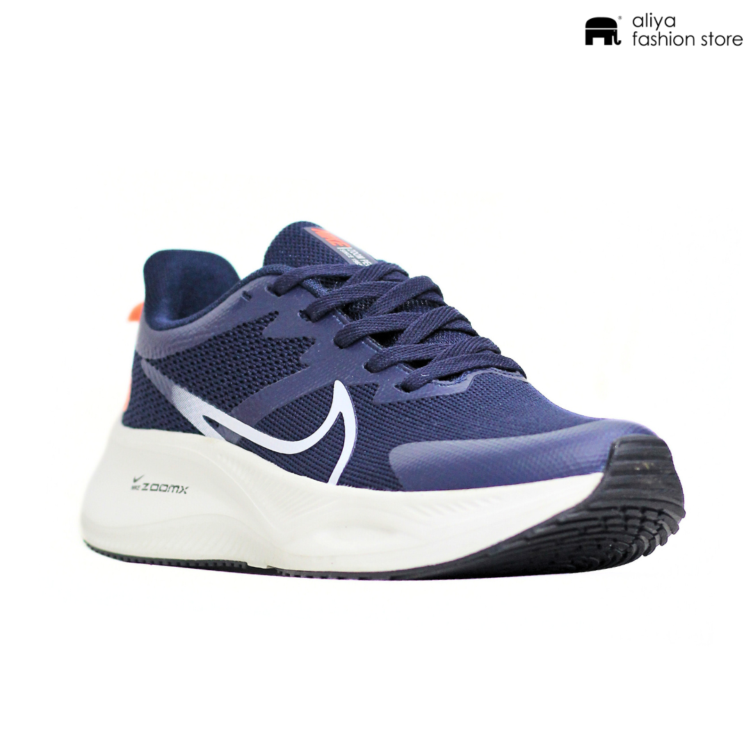 Nike ZoomX Running Shoe 8109