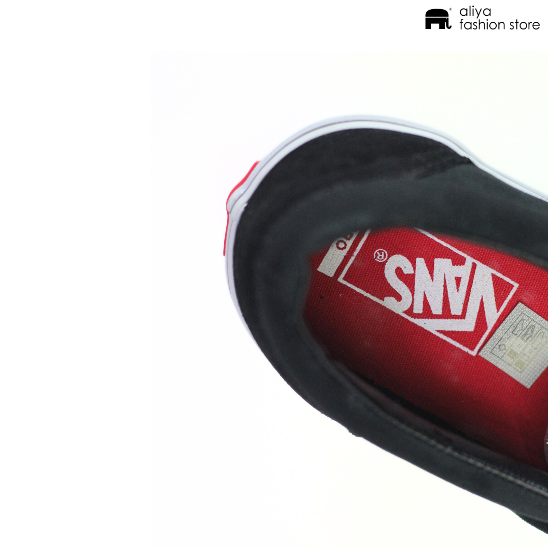 Vans Classic Slip-On Pro Loafer VN0009